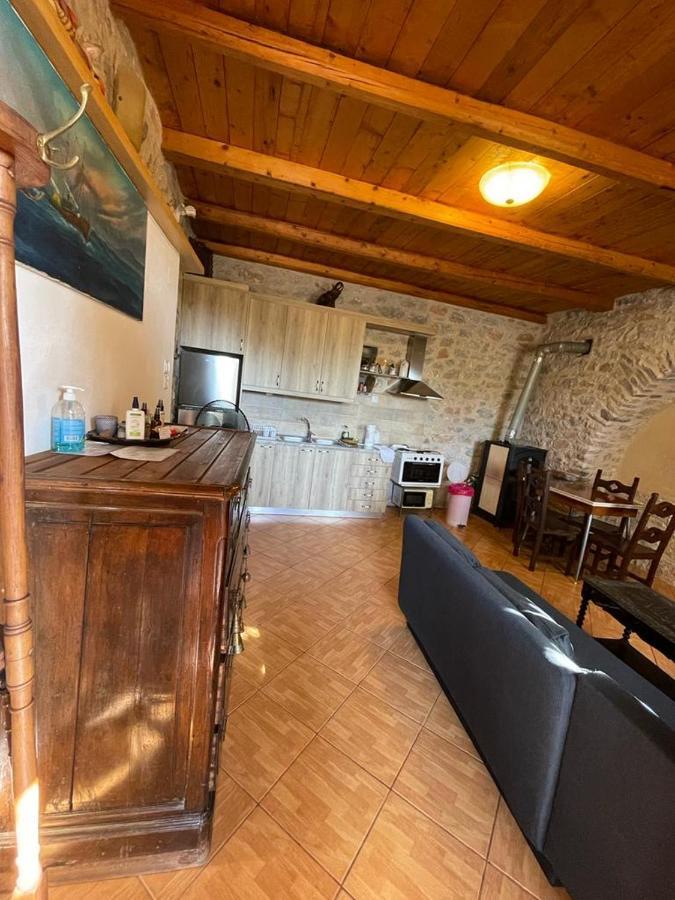Find Your Peace In A Traditional Country House!! Apartment Lagia