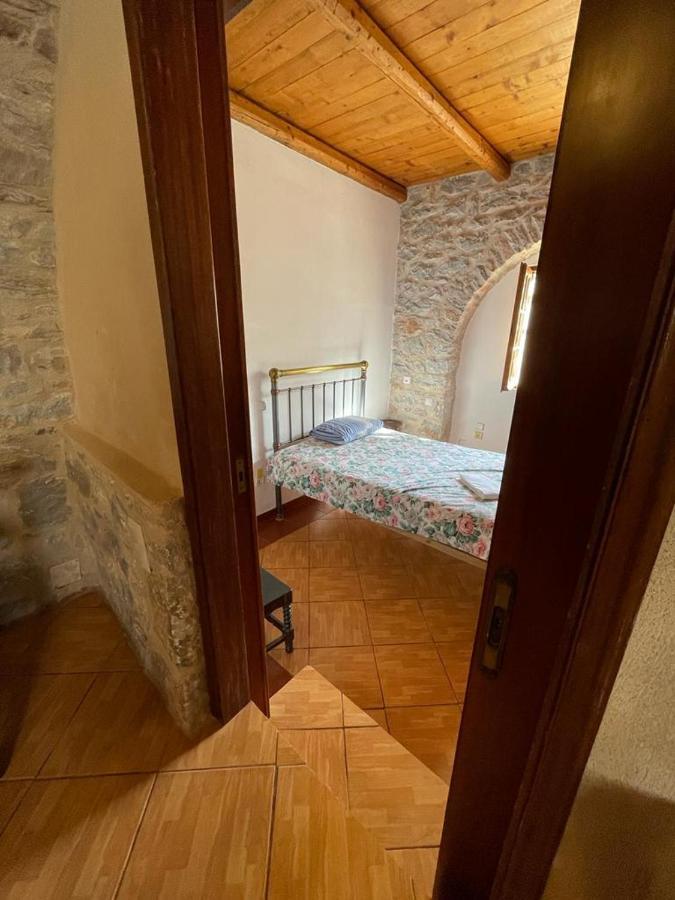 Apartment Find Your Peace In A Traditional Country House!! *