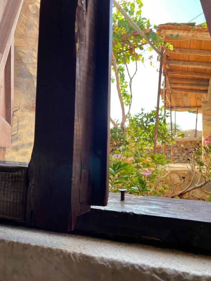 Apartment Find Your Peace In A Traditional Country House!!